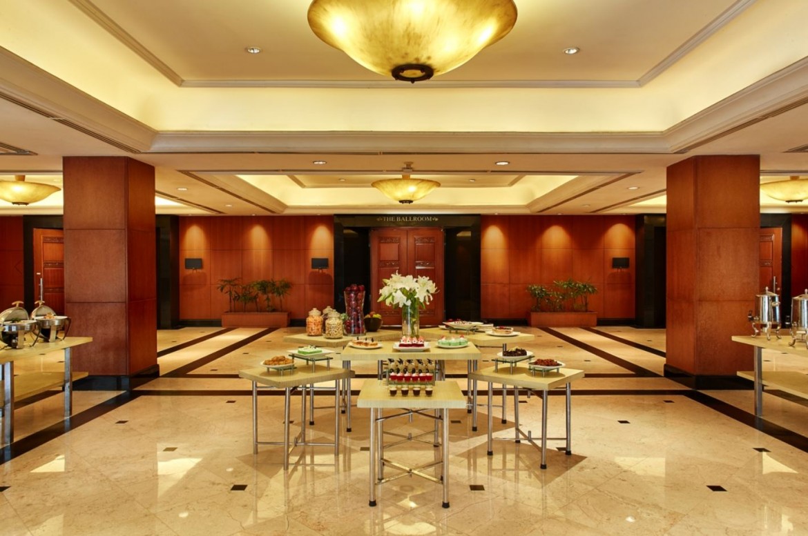 Arya Hotel